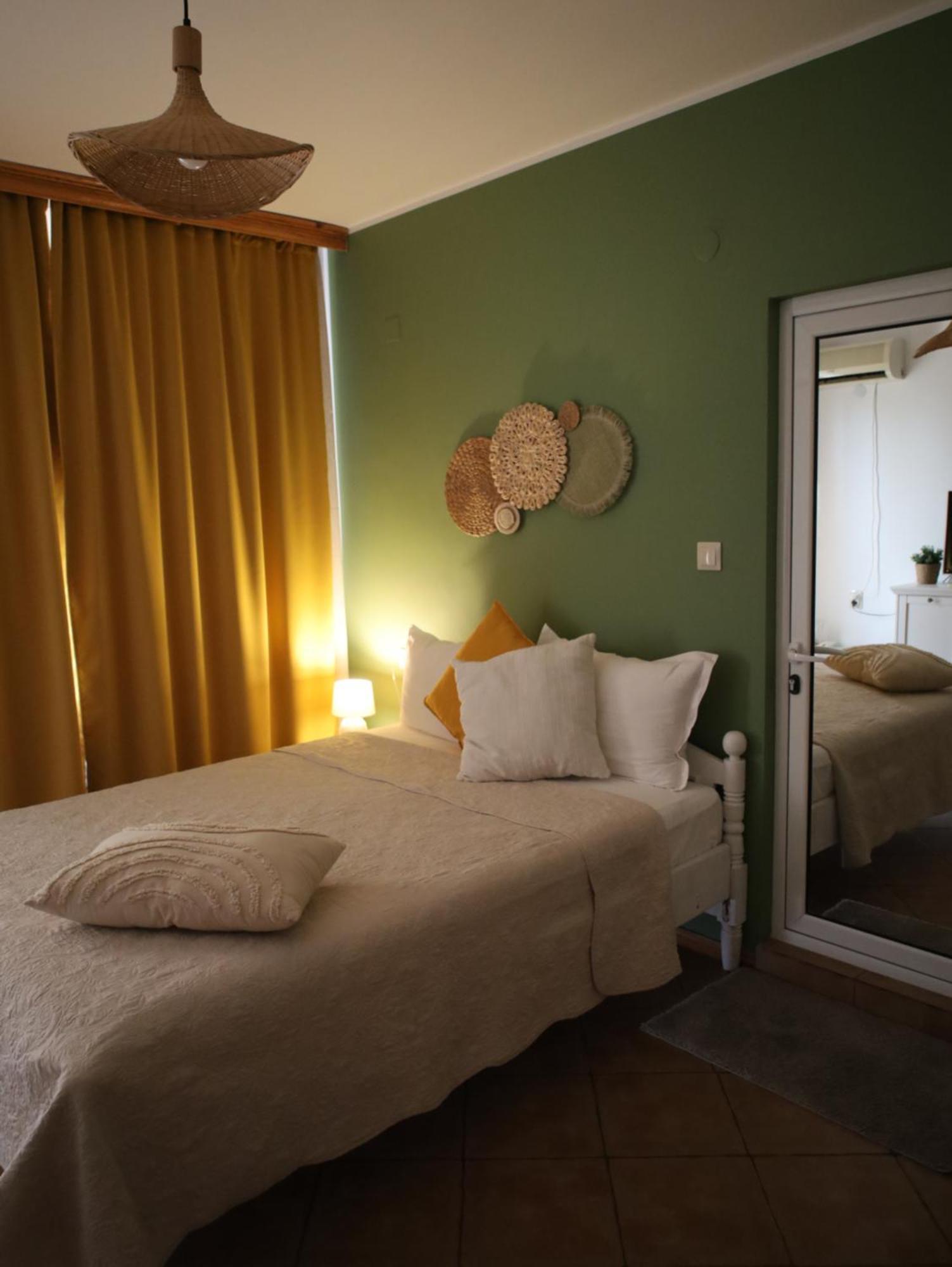 Kalina Guest Rooms Sozopol Exterior foto