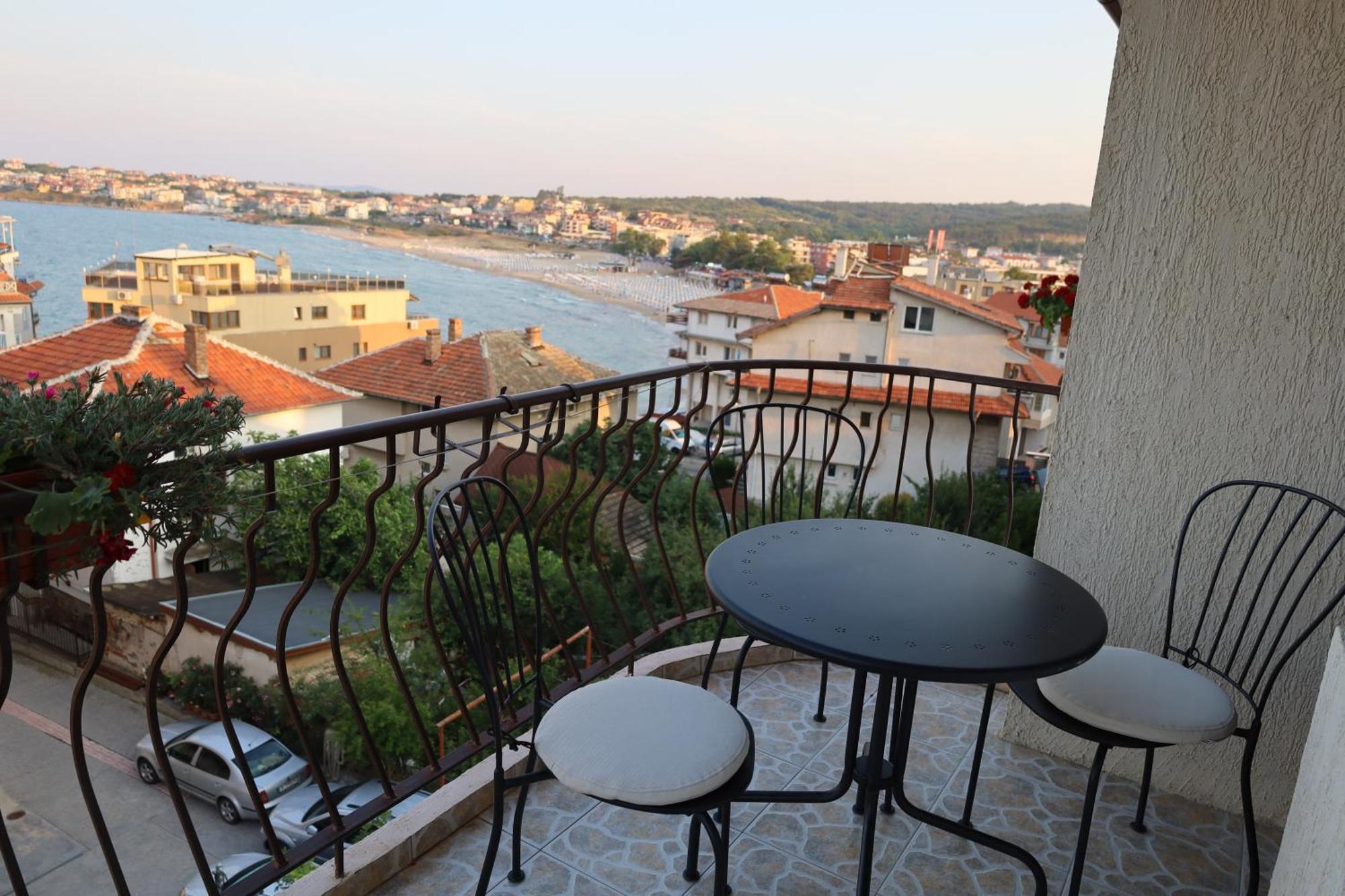 Kalina Guest Rooms Sozopol Exterior foto