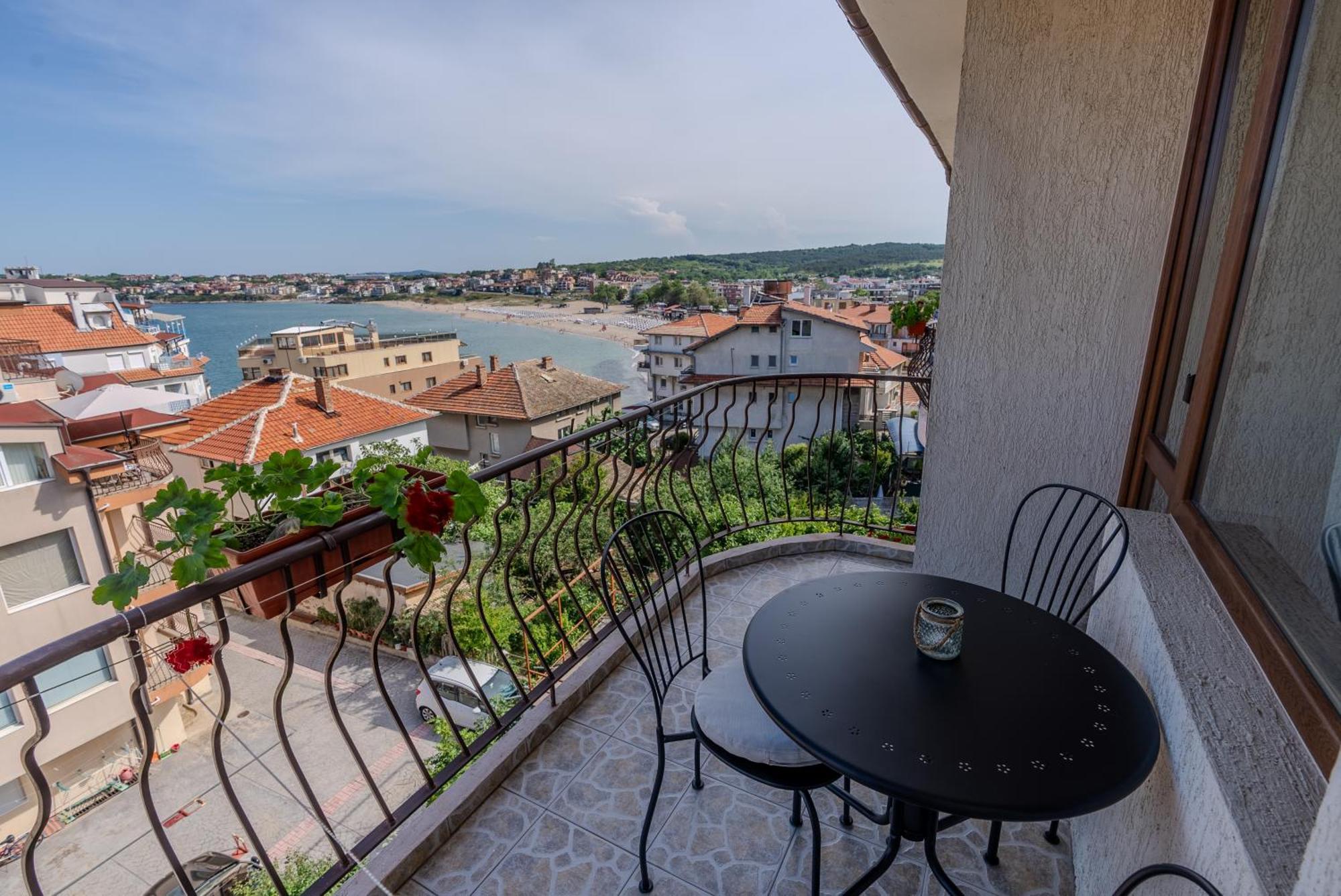 Kalina Guest Rooms Sozopol Exterior foto