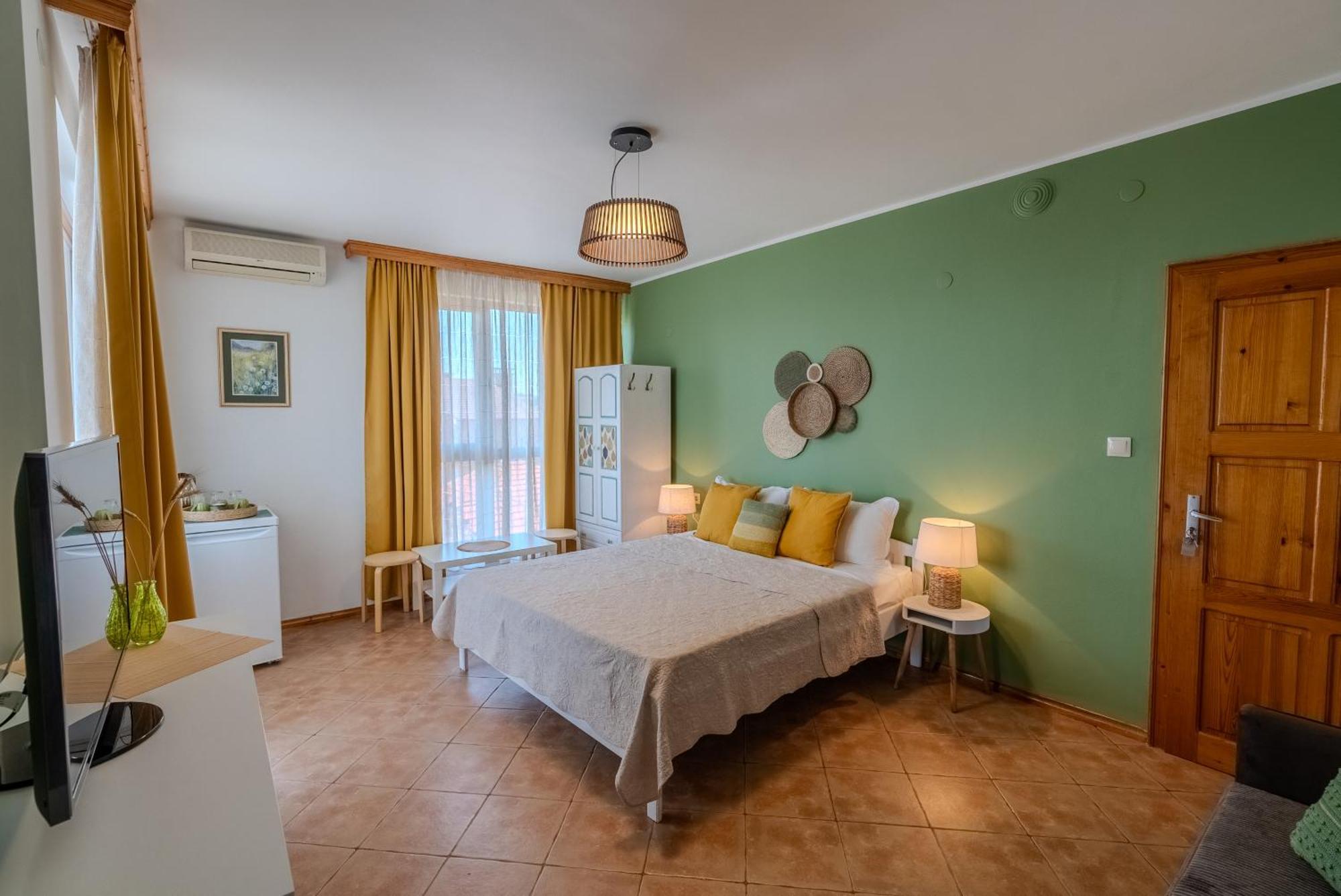Kalina Guest Rooms Sozopol Exterior foto